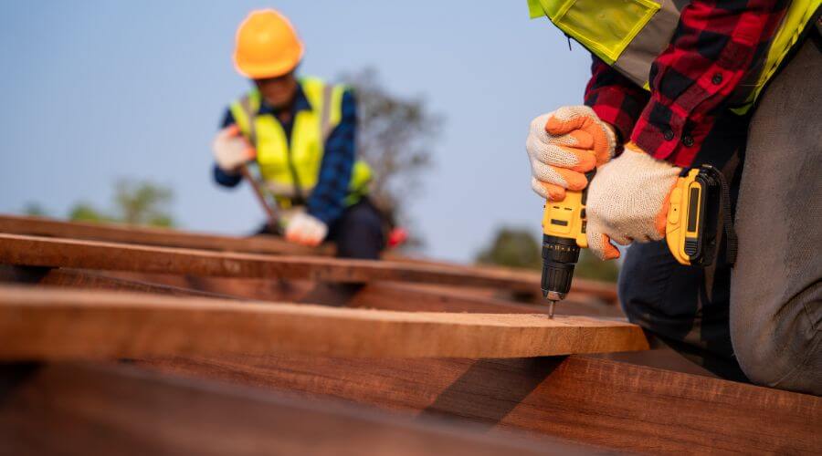 Professional residential roofers in Schulter, OK